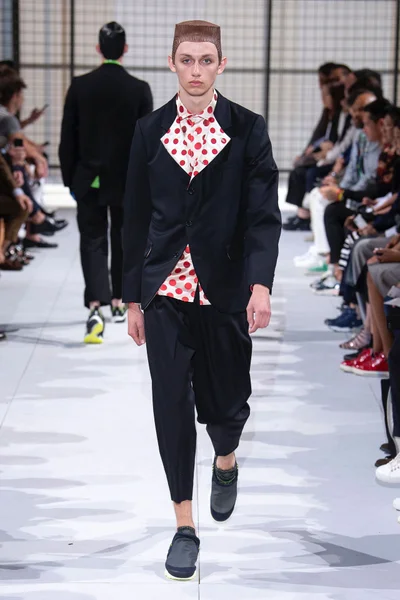 Look 33